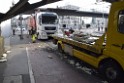 LKW blieb unter Bruecke haengen Koeln Deutz Opladenerstr Deutz Muelheimerstr P153